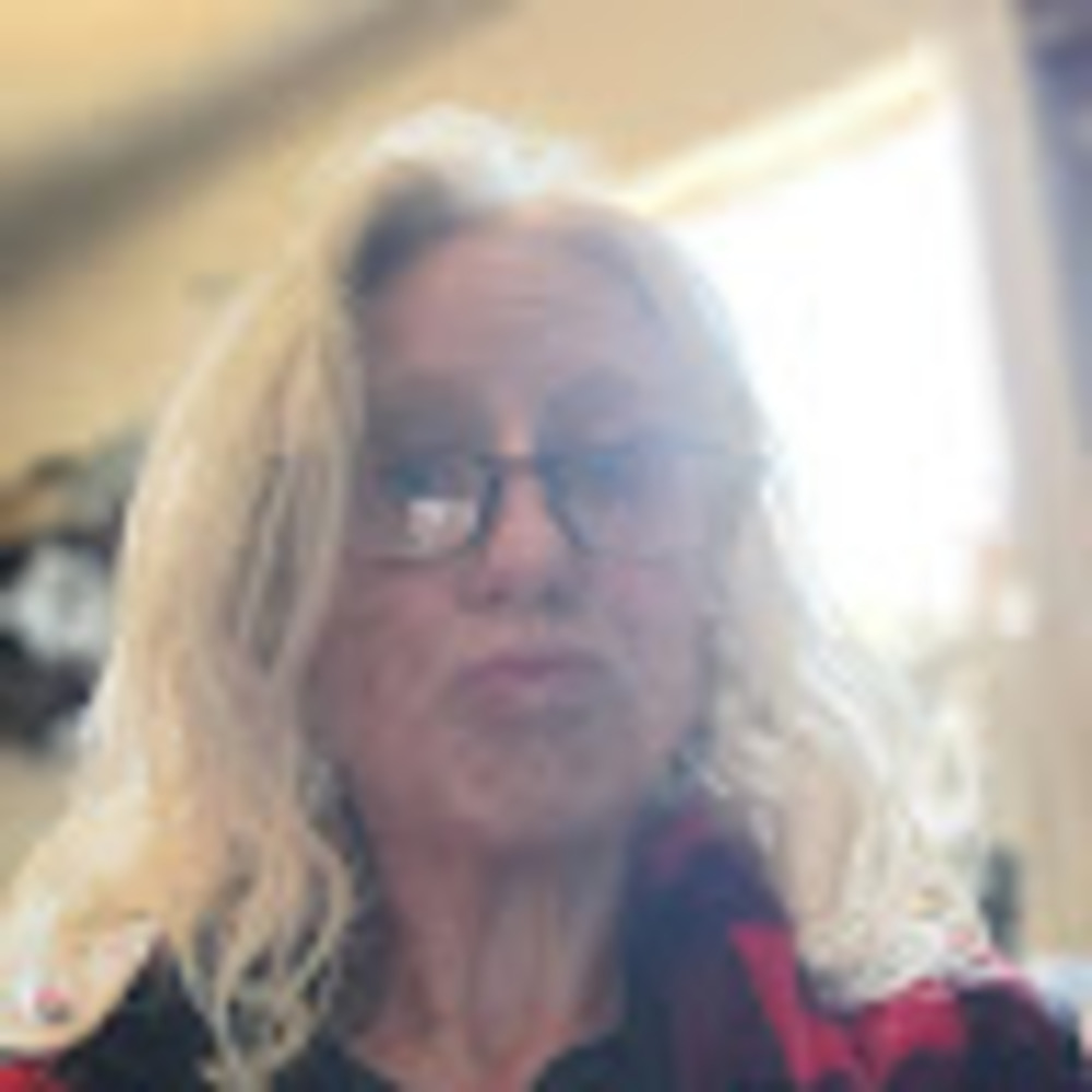 Meet your Posher, Loretta
